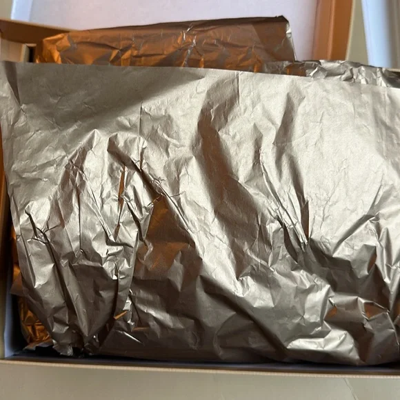 Michael kors champagne gold holiday high heel stilettos - Picture 5 of 6